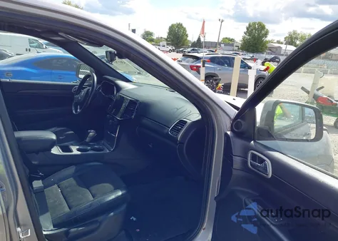 2021 Jeep Grand Cherokee Laredo X 4X4 из США, поврежденный, VIN 1C4RJFAG0MC536275